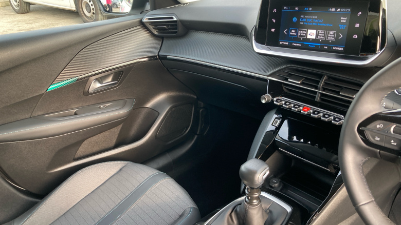 Peugeot 208 1.2 PureTech 100 Allure Premium + 5dr Petrol Hatchback